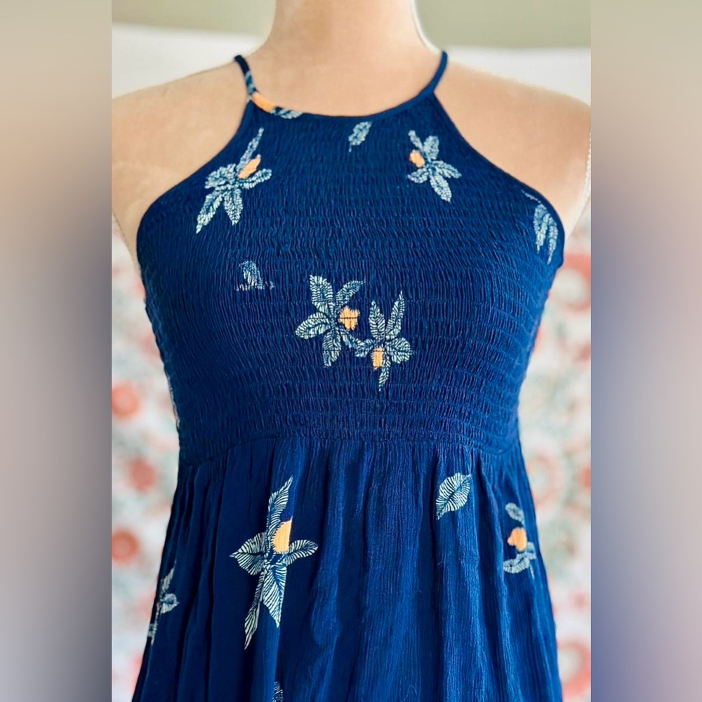 Mossimo Floral Tropical High Neck Halter Dress w/Key Hole in Back - Picture 2 of 8